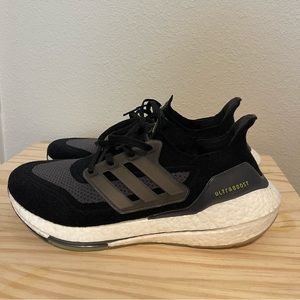 Adidas Running UltraBoost 22
